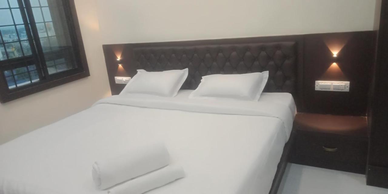 M G Residency Hotel Chikmagalur Luaran gambar