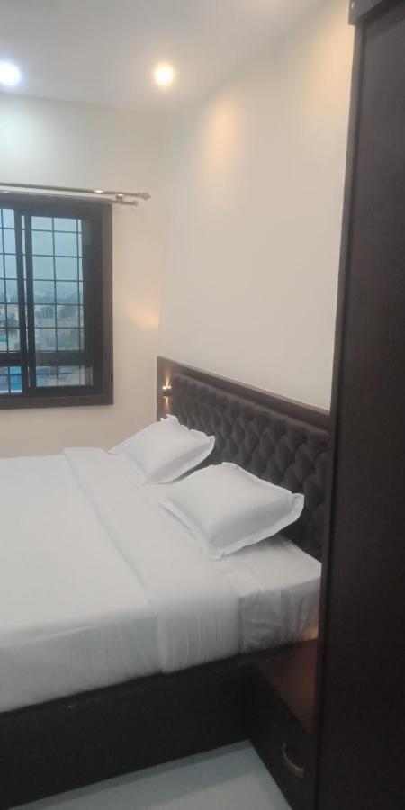 M G Residency Hotel Chikmagalur Luaran gambar
