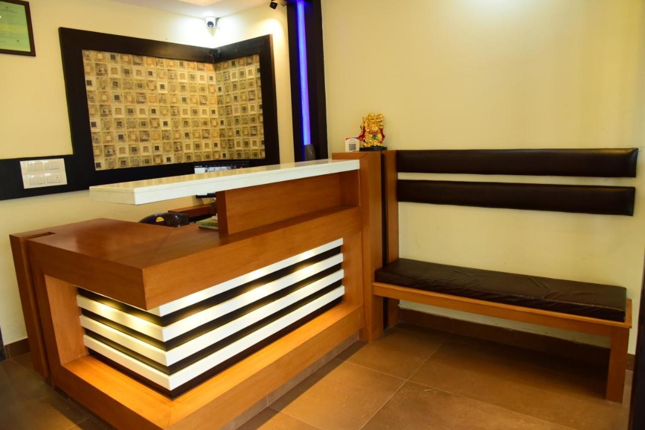 M G Residency Hotel Chikmagalur Luaran gambar