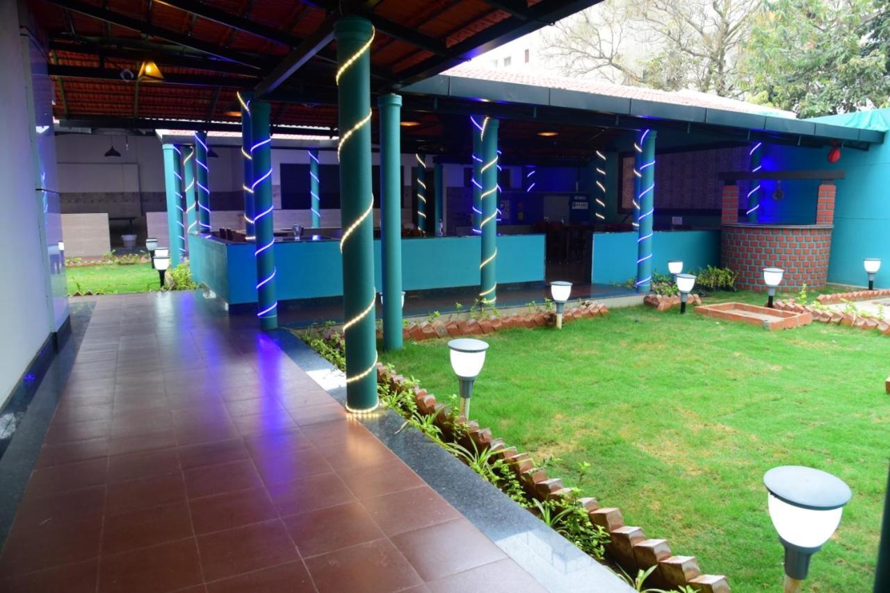 M G Residency Hotel Chikmagalur Luaran gambar